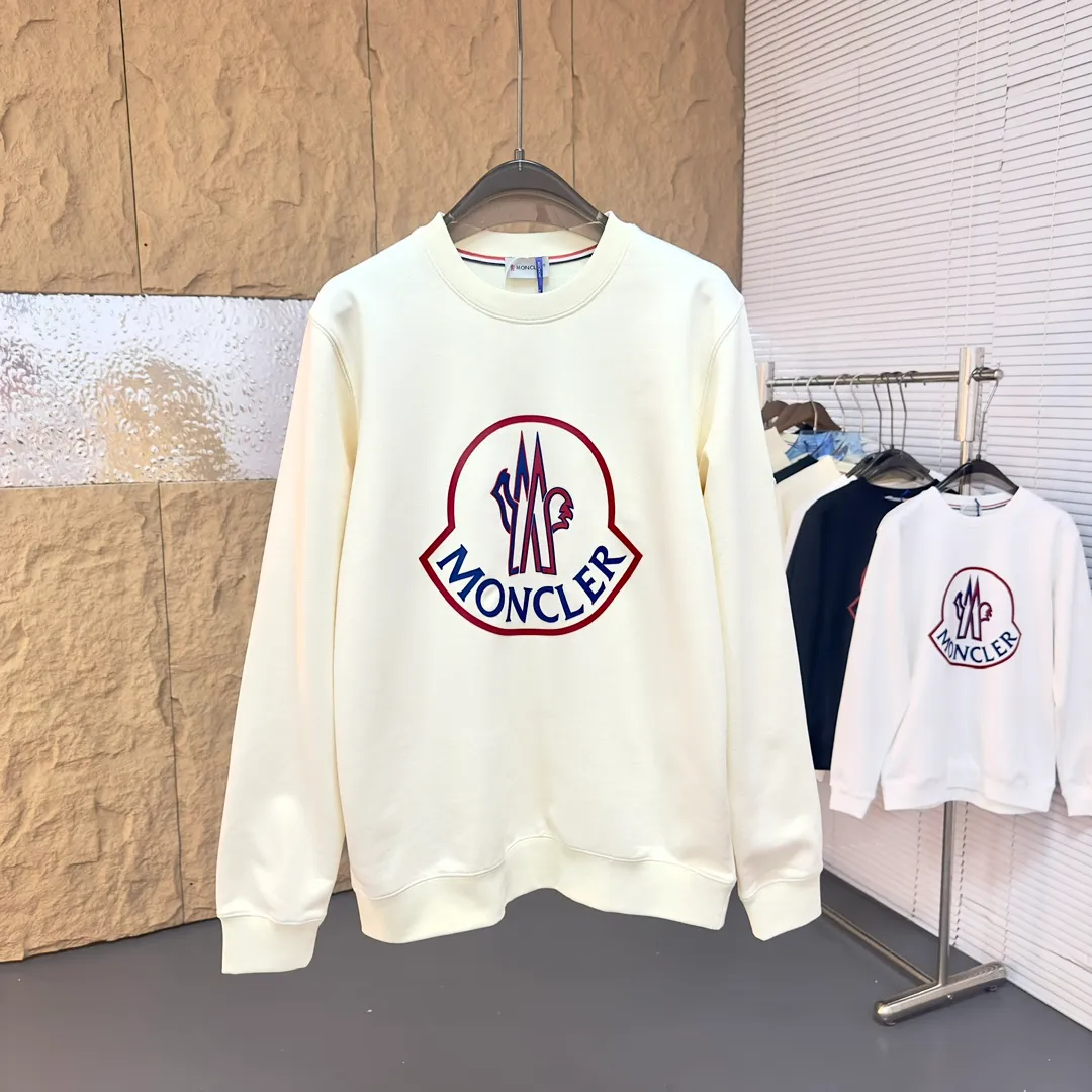 ： 🤳𝐌𝐎𝐍𝐂𝐋𝐄𝐑 ：☑️ 440 👕 ：☑️ 1*1 。🔜 。 ：☑️ 3D ，🇧🇫 1：1 。 ， ， ！🇲🇩 ！ Size：☑️S 〰️M 〰️L 〰️XL 〰️XXL